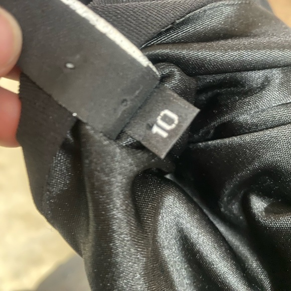 Laundry by Shelli Segal Gorgeous Backless Dress size 10 - Picture 6 of 10